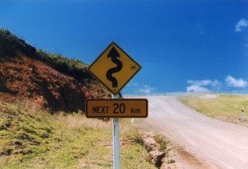 The last 20 km to Cape Reinga is a winding gravel road.